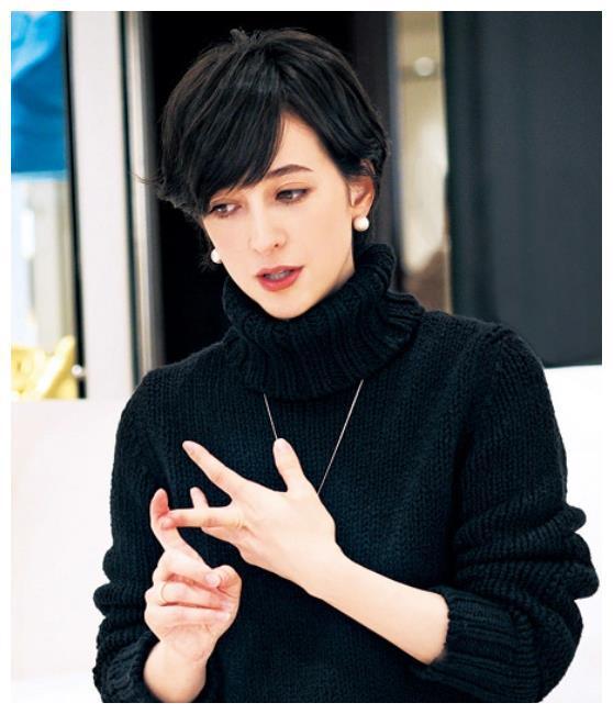 娱乐圈男明星吃瓜语录图,笑料百出，揭秘明星圈幕后趣闻